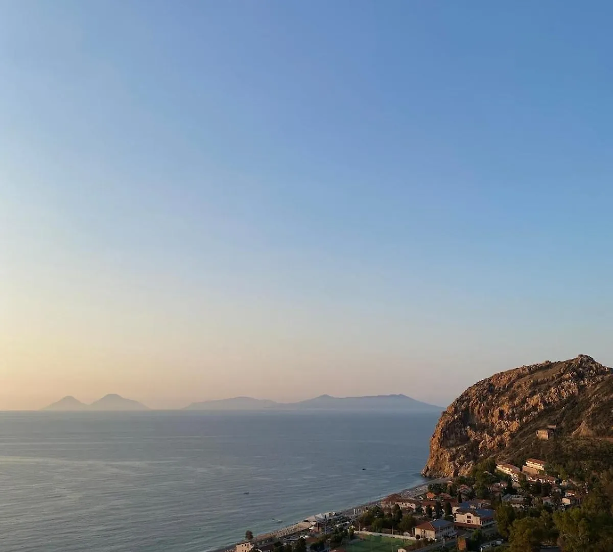 Feriehus Gioiosa Marea, Capo Calava - Splendido Appartamento Con Vista Mozzafiato Santo Stefano  Italien